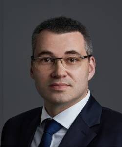 Dr Paweł Litwiński